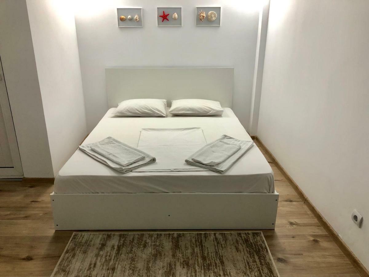 Casa Mediterana Două Mai Buitenkant foto
