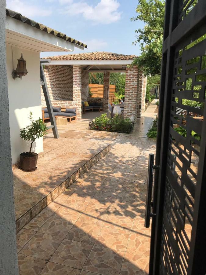 Casa Mediterana Două Mai Buitenkant foto